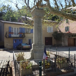 Les Mayons